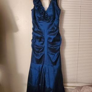 Xscape formal gown
